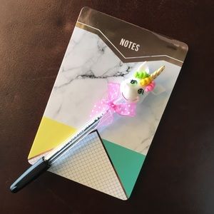 Unicorn pen
